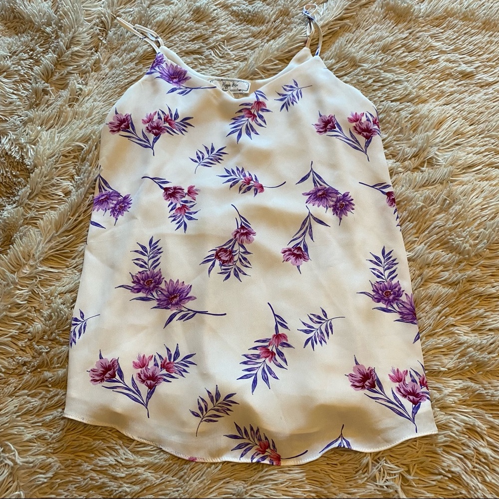 Super cute floral tank top